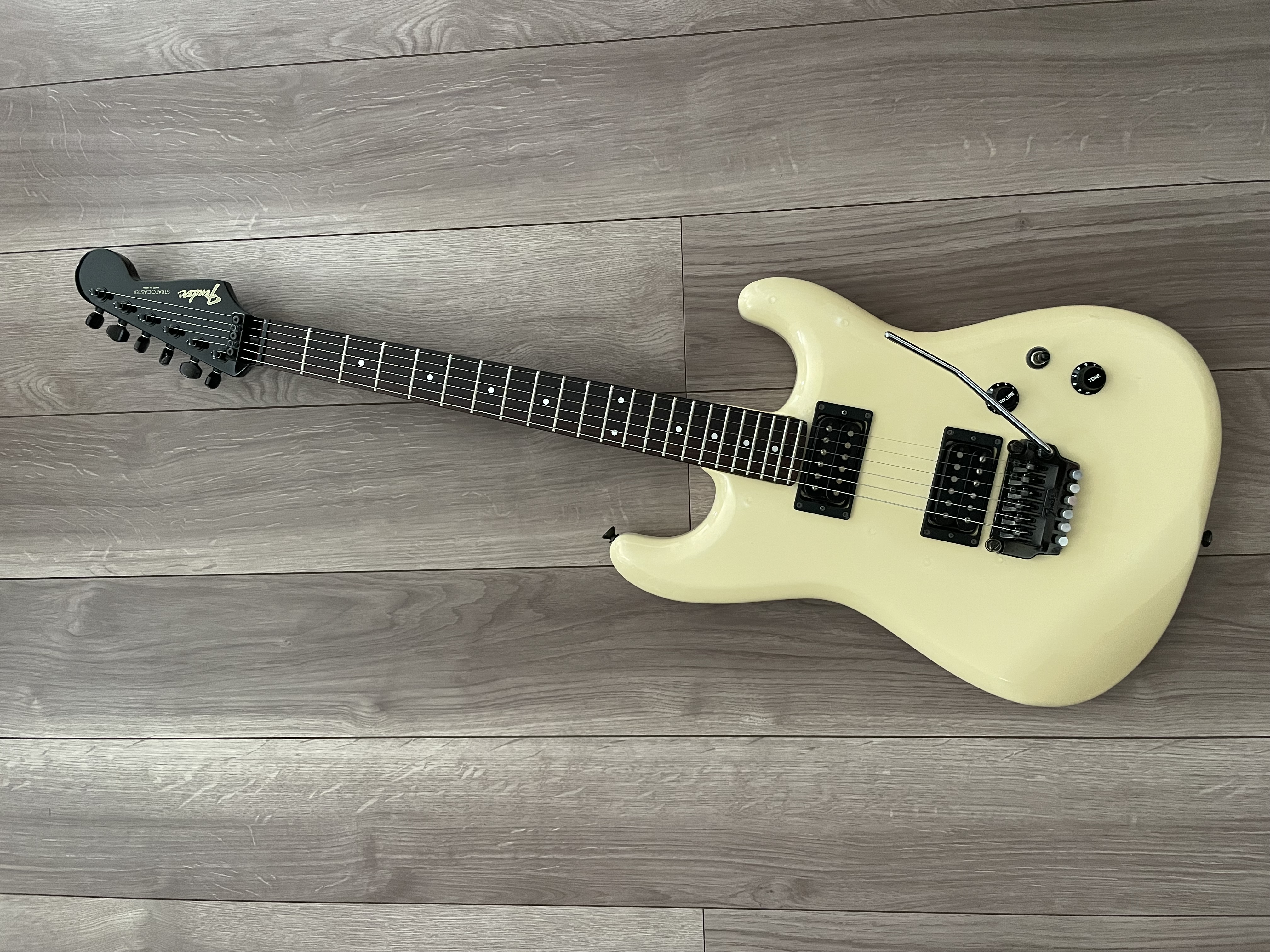 Fender Stratocaster Boxer ST-535 Fujigen 1985