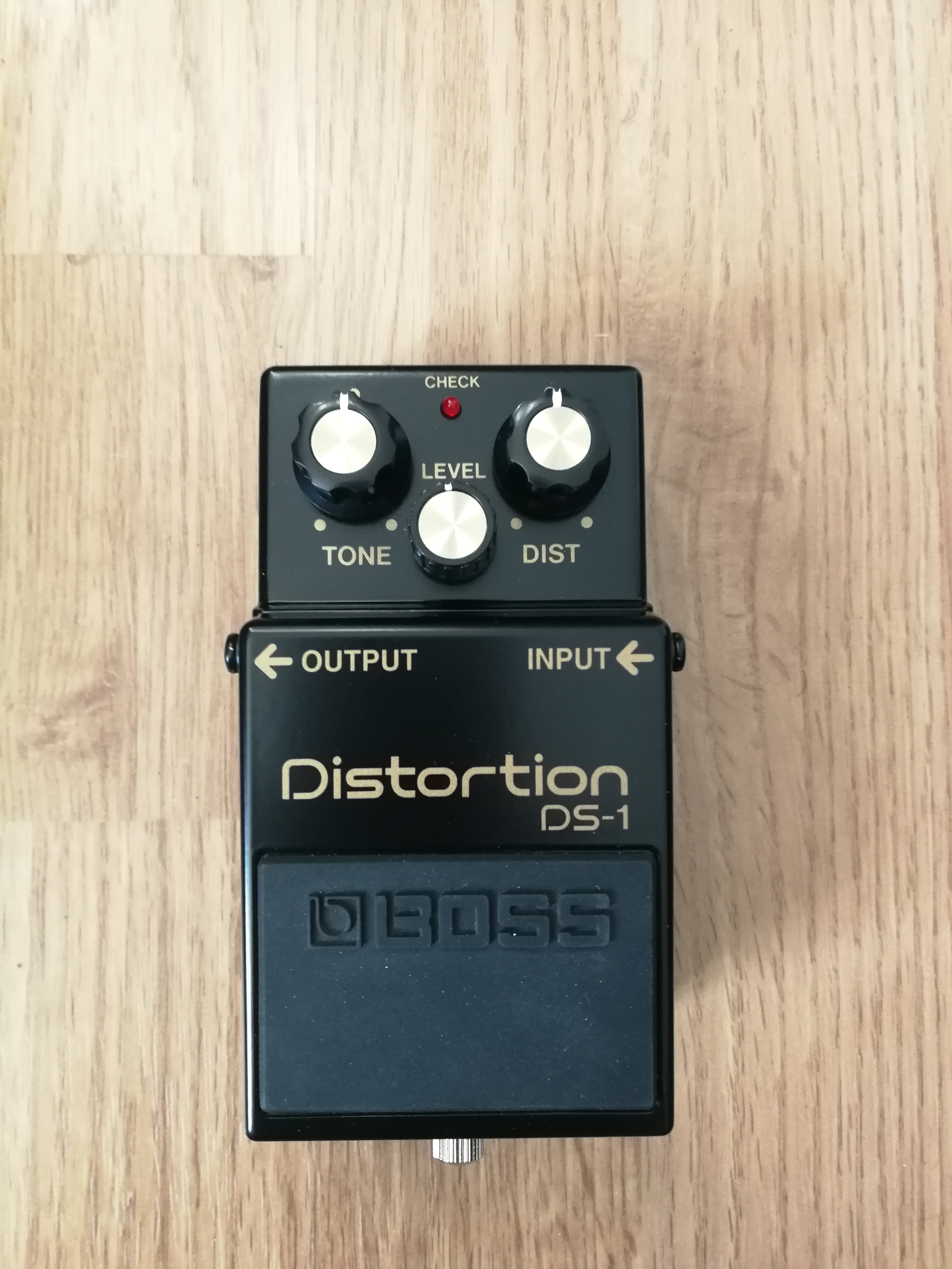 Vends Boss DS-1 4A