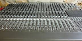 Behringer Eurodesk MX-8000