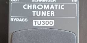 vends tuner Behringer TU300
