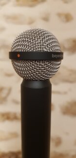 Beyer M160 Capsule & Red Dot Beyer M160 Capsule & Red Dot