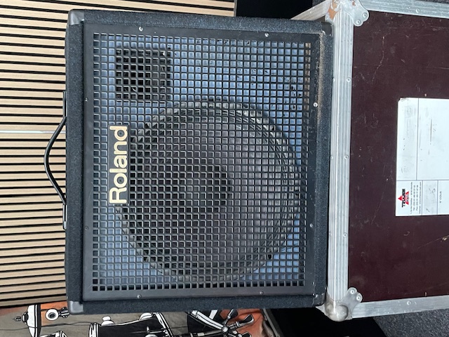 Vends ampli combo + flight  KC-500 Roland
