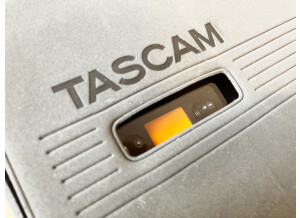 TASCAM-PORTA-ONE 5490
