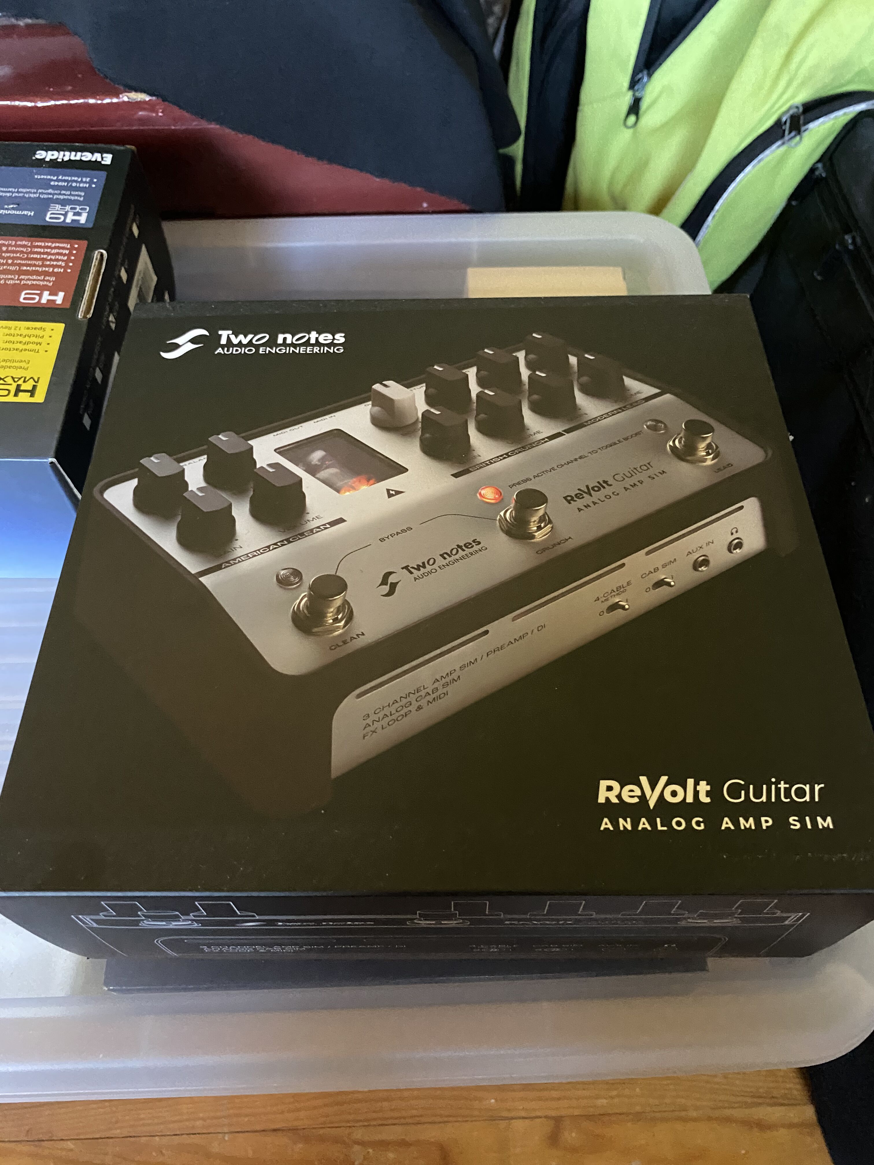 Vends preampli Revolt Guitar de 'Two Notes'