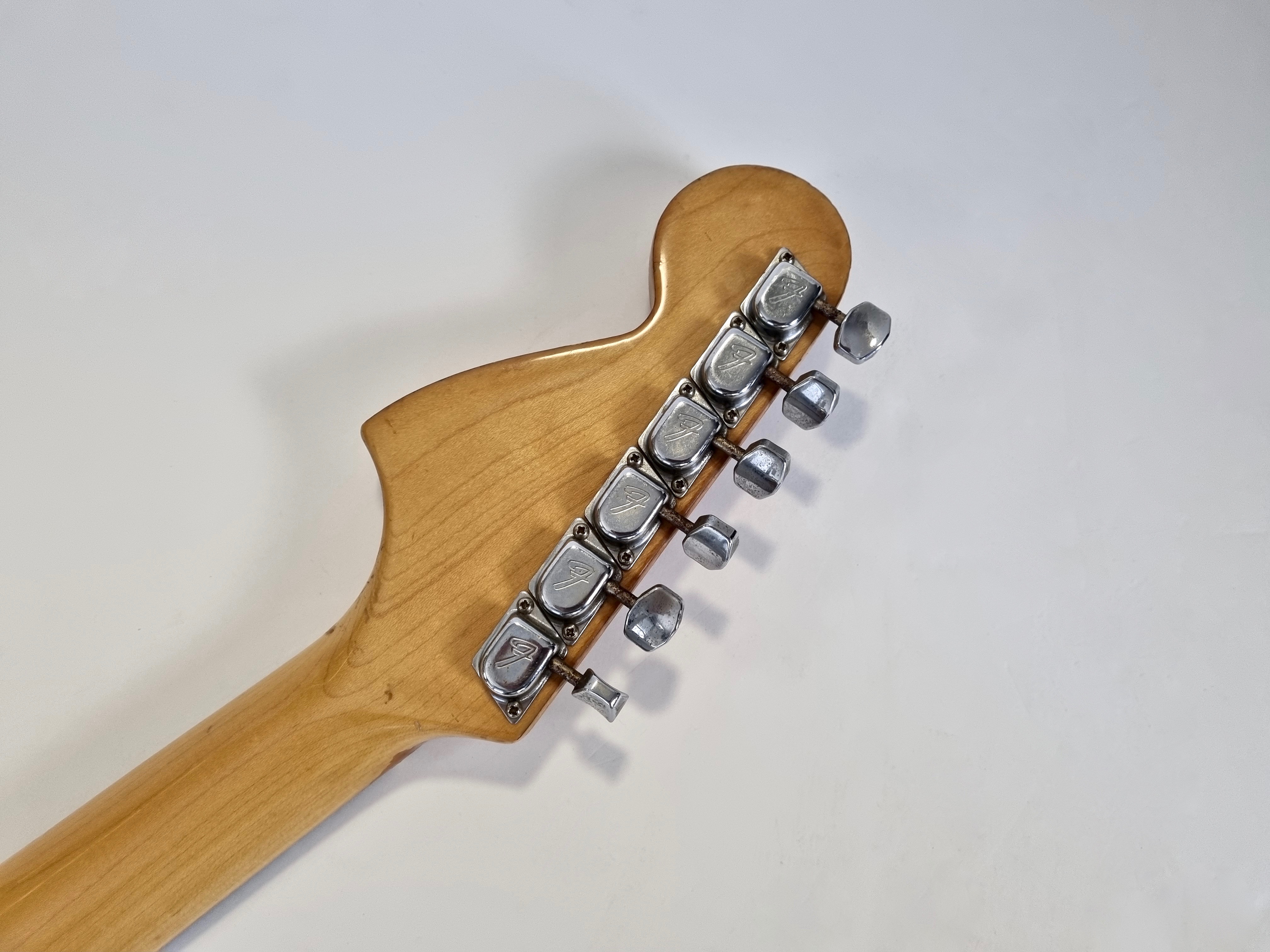 Fender Musicmaster [1964-1982] (91618)