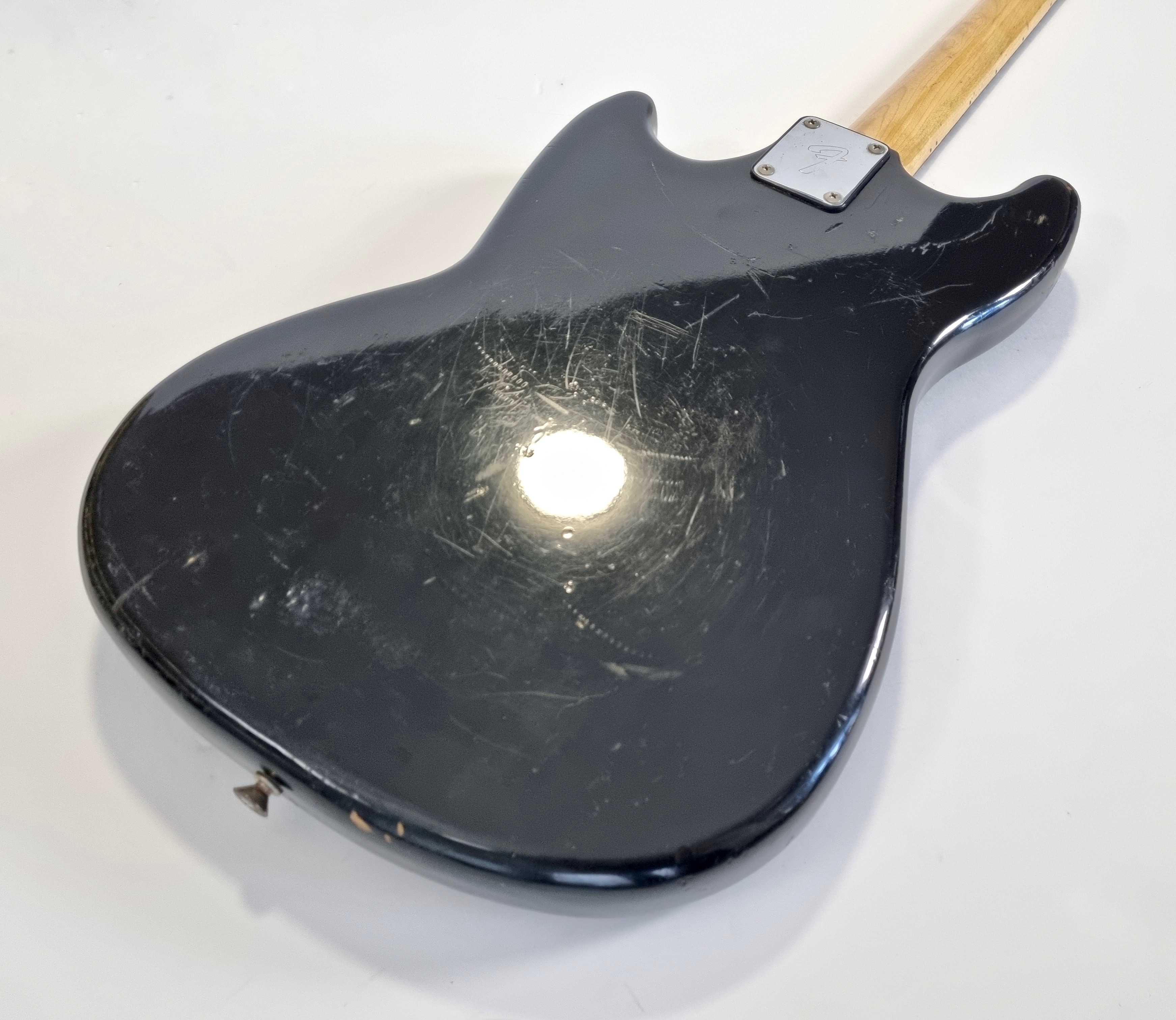 Fender Musicmaster [1964-1982] (32472)