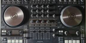 Traktor S4MK3  + Sacoche en parfait état à vendre - Livraison possible