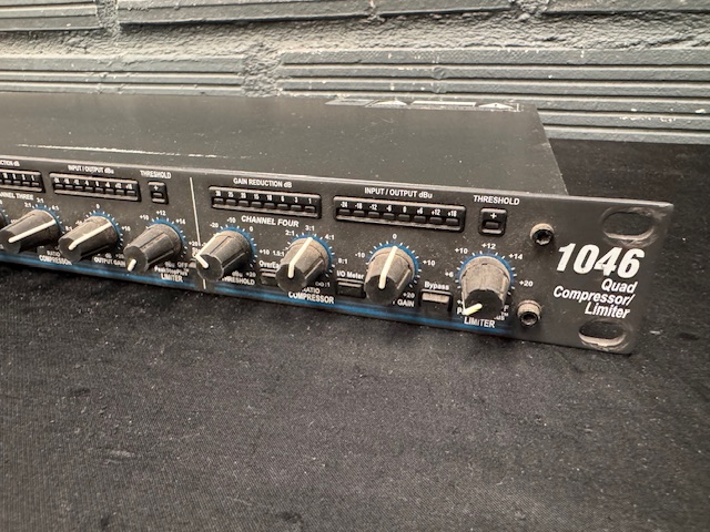 dbx 1046 (98895)