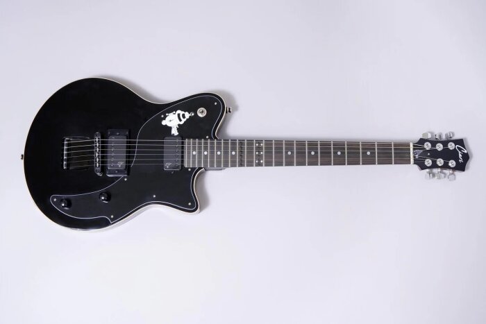 Ciari Guitars Steve Stevens Ascender Platinum : Steve Stevens Ascender Platinum Ciari Guitars Steve Stevens Ascender Platinum : Steve Stevens Ascender Platinum