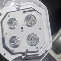 lot 28 PAR LED IP SUR BATTERIE BLANC HEXIP ELEMENT ADJ