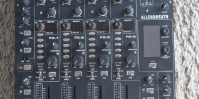 Vends Xone:DB4 en excellent état, révisée