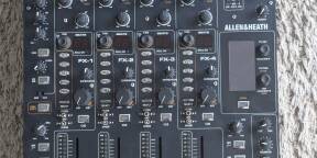 Vends Xone:DB4 en excellent état, révisée