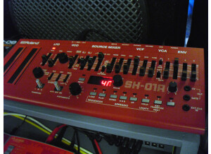 Roland SH-01A (95571)