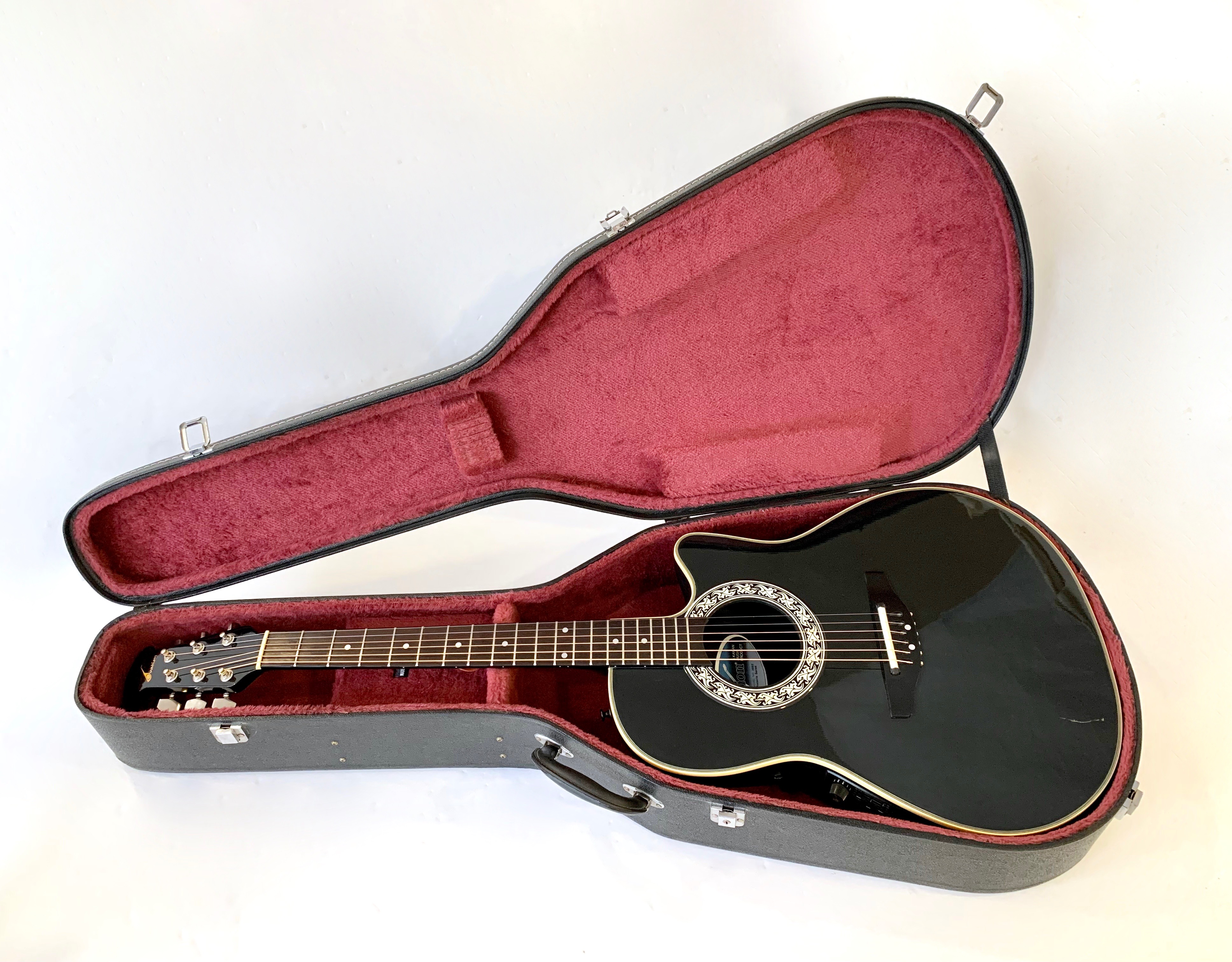Ovation Pinnacle 3712 (84832)