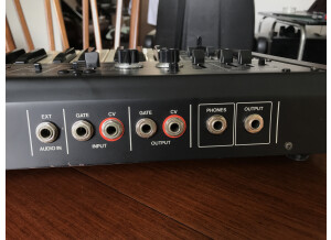 Roland SH-09 (40357)
