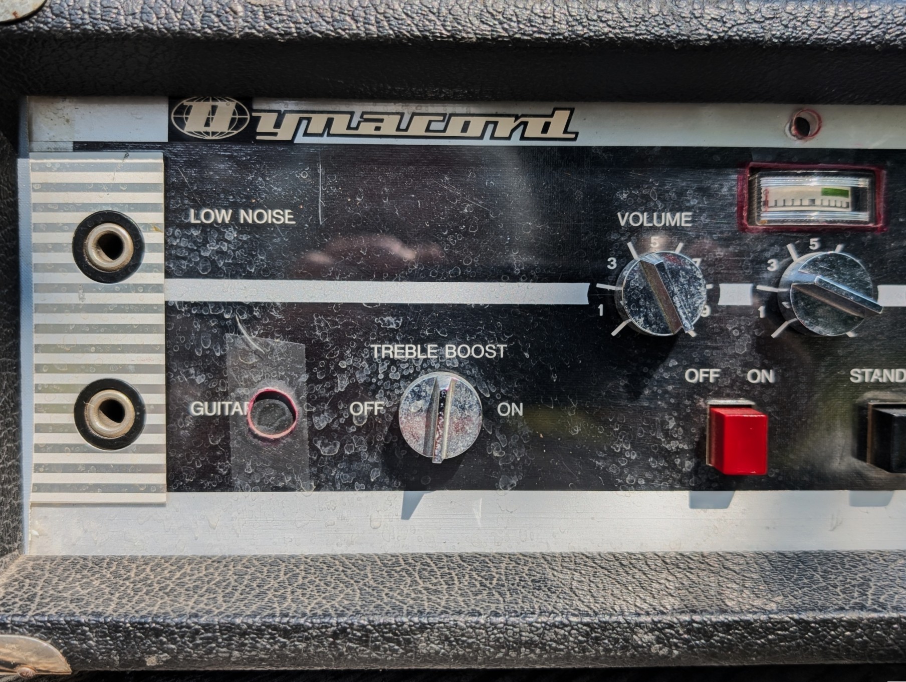 studio-la-boite-a-meuh-dynacord-imperator-details-face-1