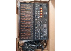 Arturia MicroFreak (478)