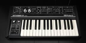 Roland SH-09