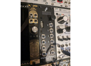 PXL 20250612 192834287