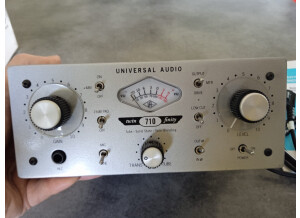 Universal Audio 710 Twin-Finity (32014)