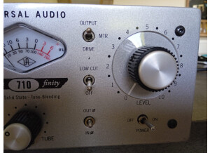 Universal Audio 710 Twin-Finity (1563)