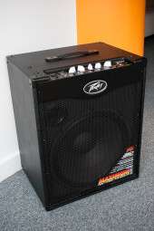 Peavey Max 115 Peavey Max 115