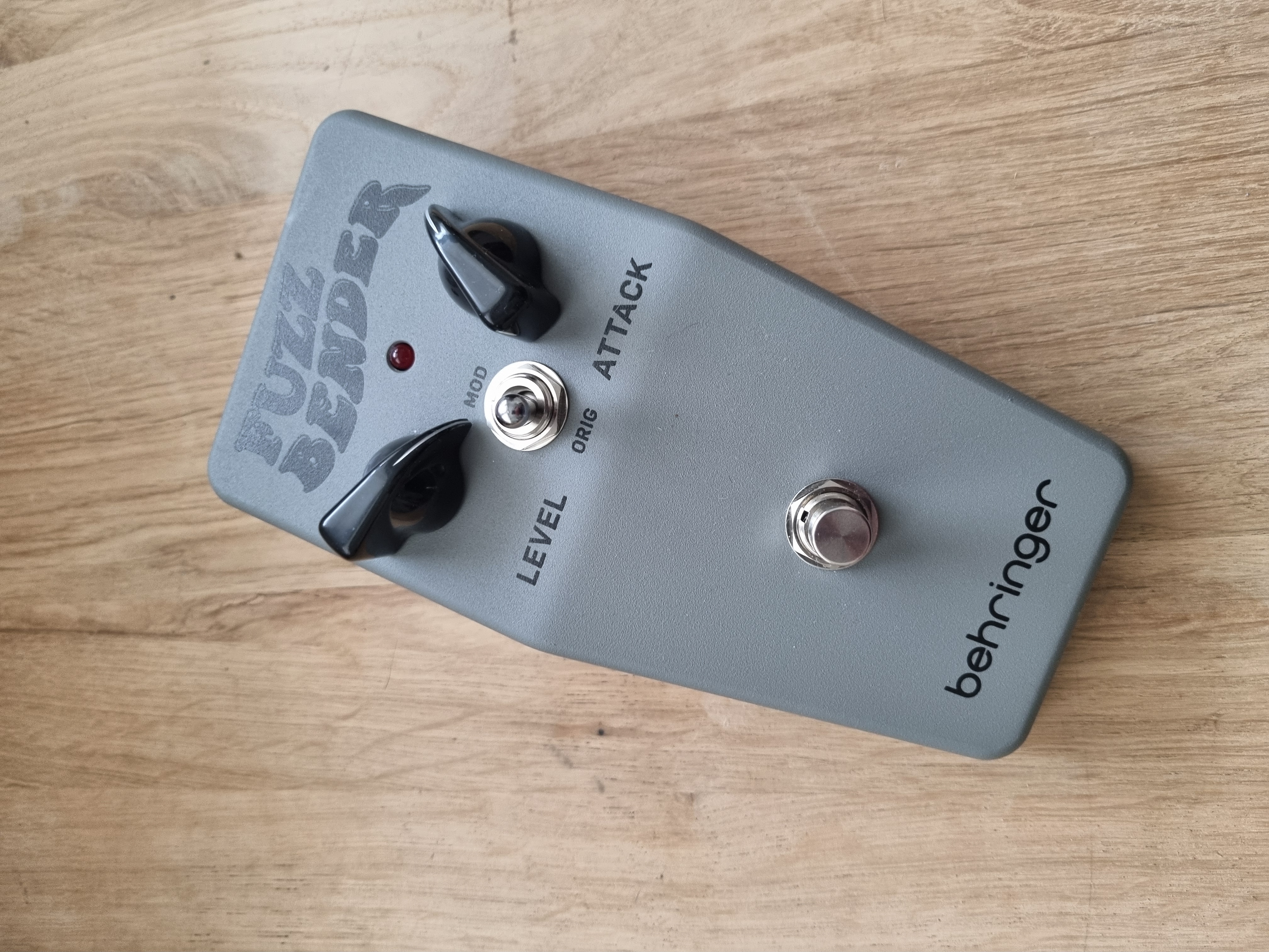 Behringer Fuzz Bender