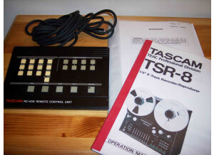 Tascam TSR-8 (39865)