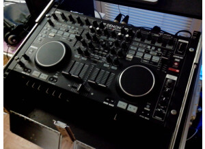Denon DJ DN-MC6000 (27967)