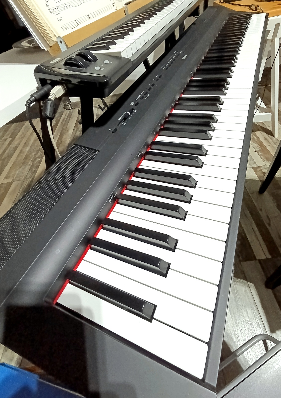 Yamaha P-125 (25812)