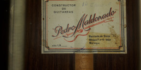 Guitare du luthier espagnol Pedro Maldonado en cèdre de 1995