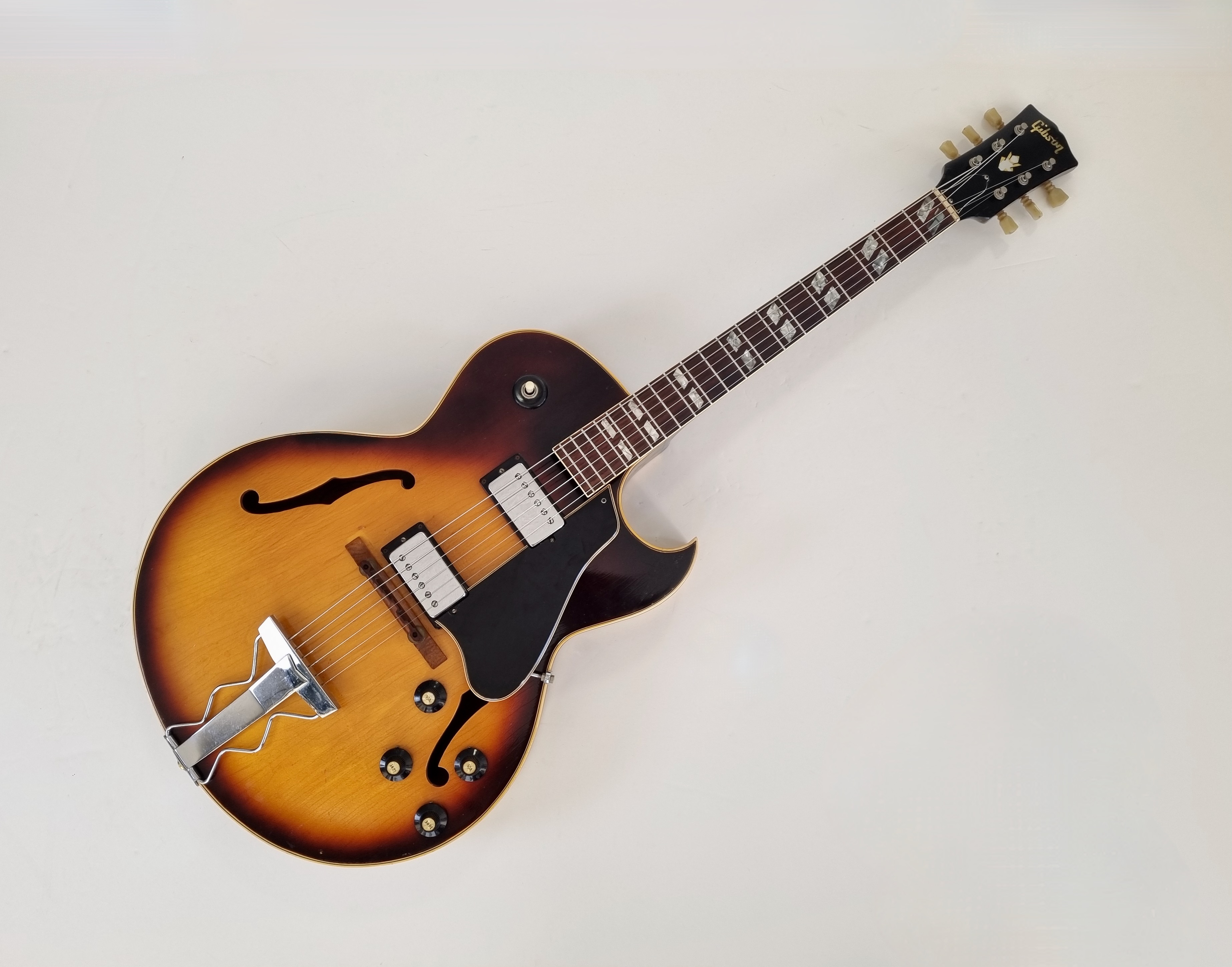 Gibson ES-175D Sunburst 1967