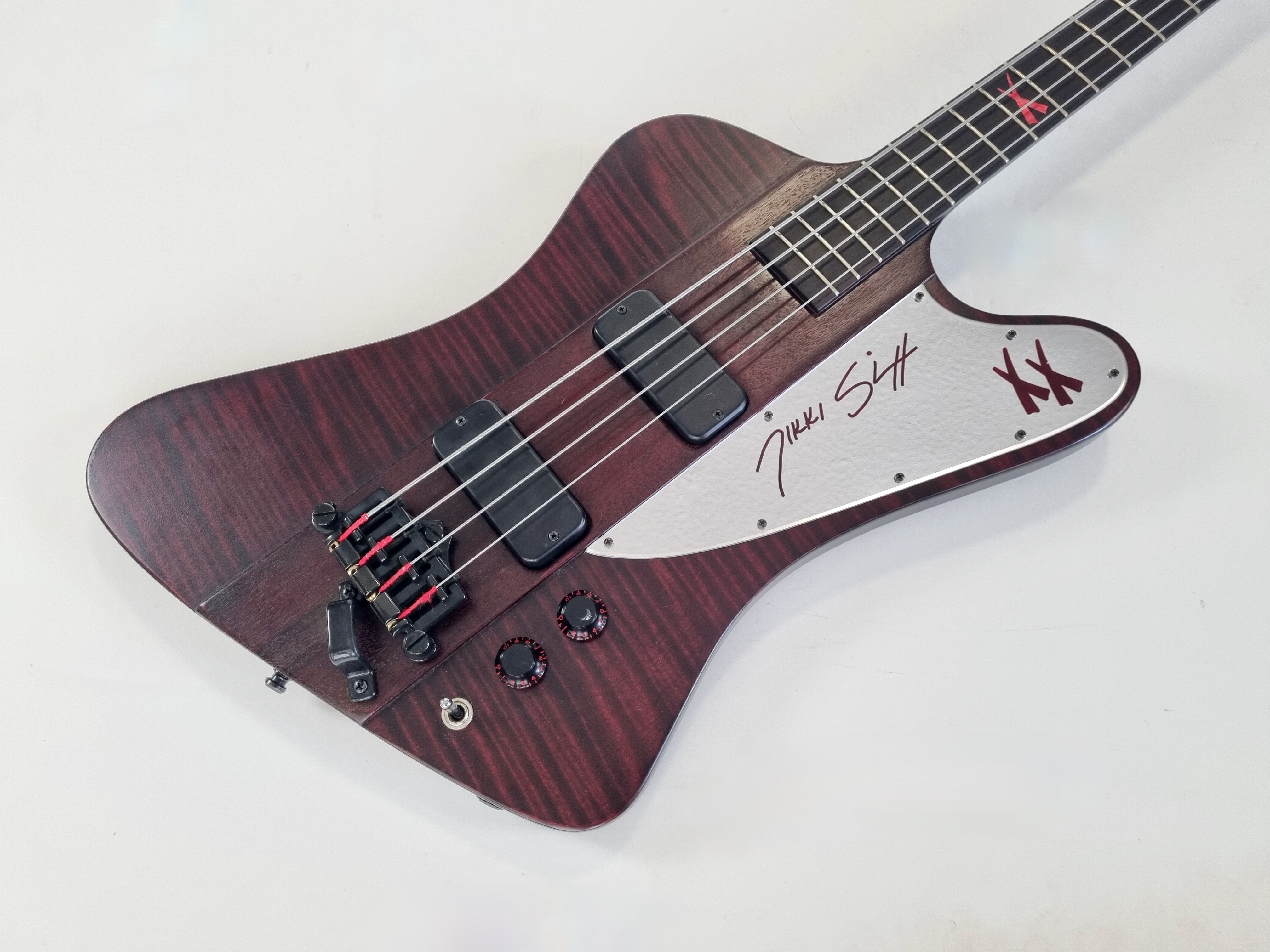 Gibson Nikki Sixx Thunderbird Bass (4003)