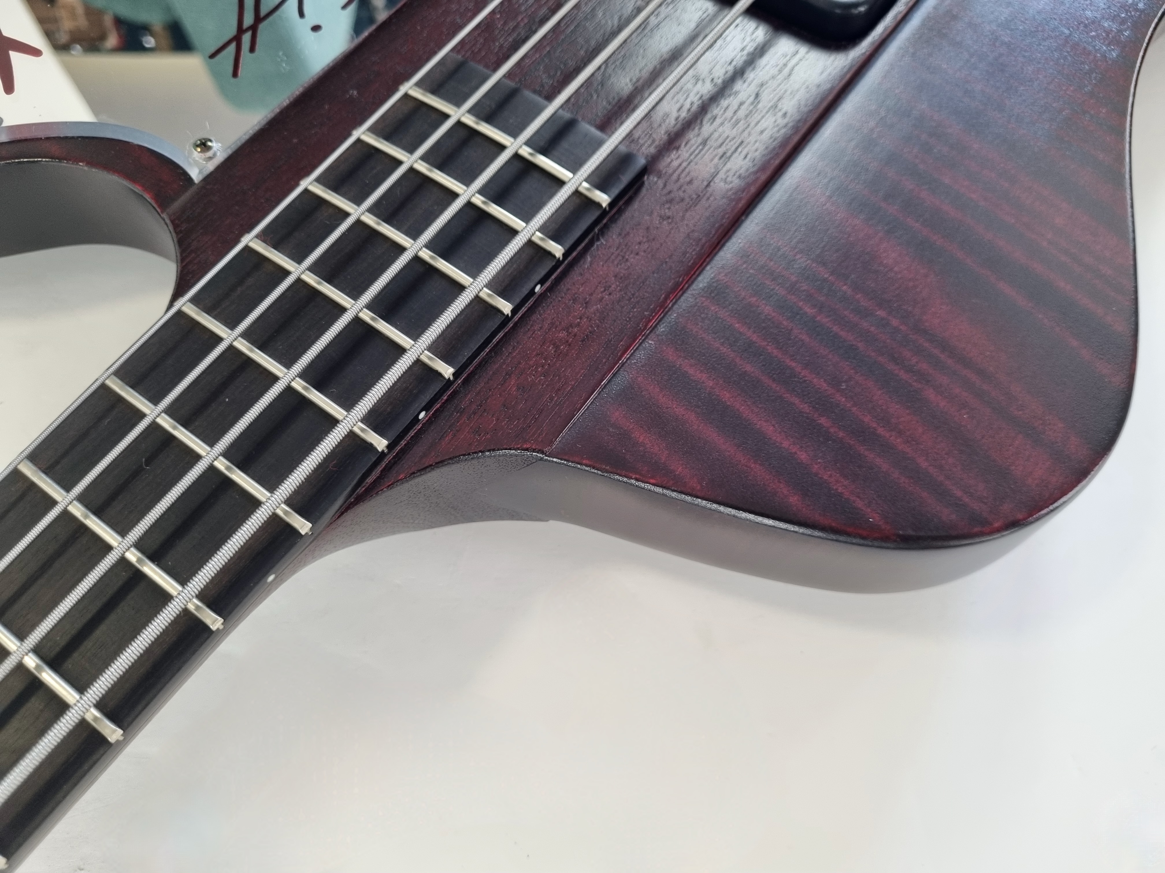 Gibson Nikki Sixx Thunderbird Bass (85540)