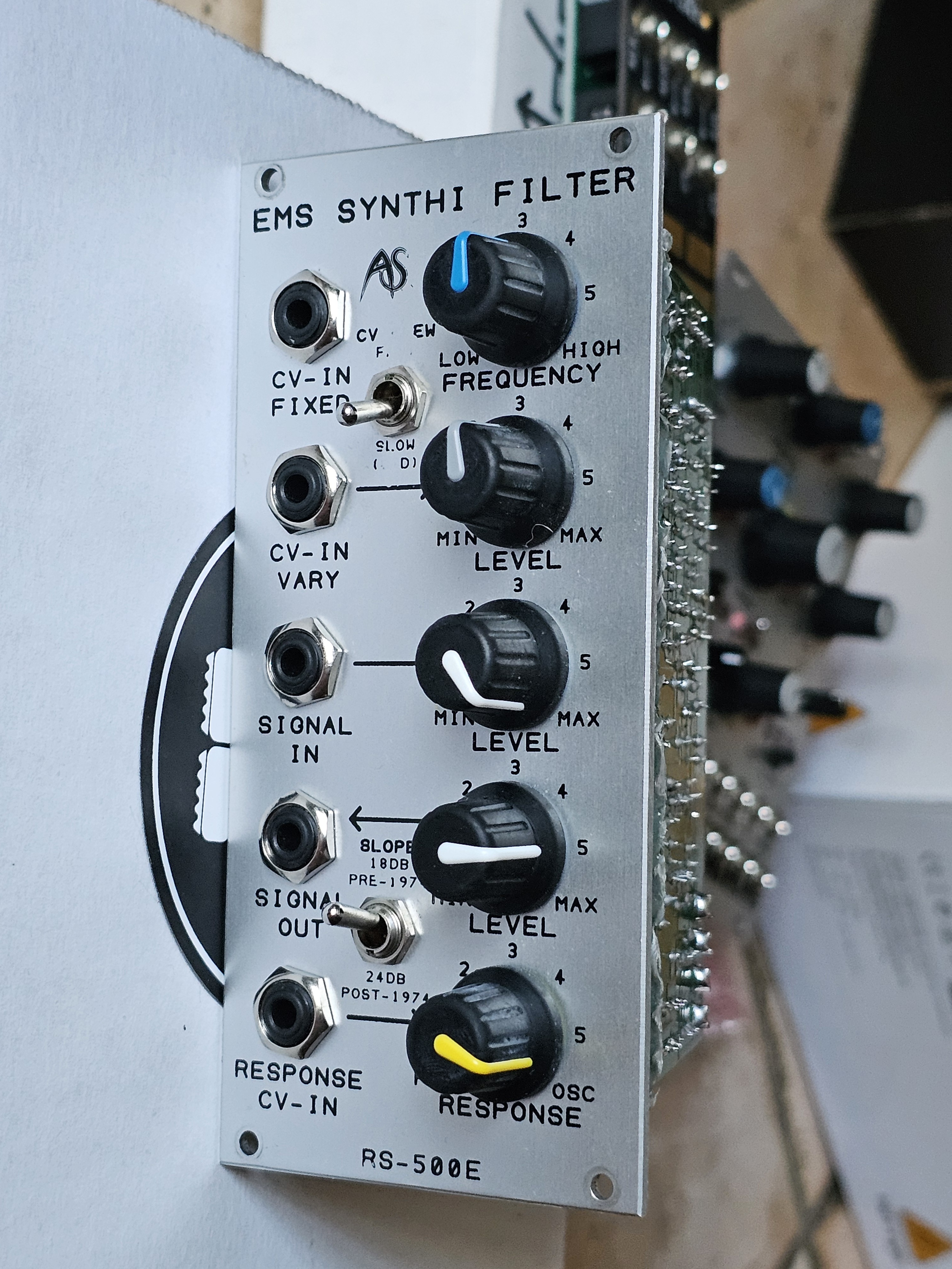 Vends AS EMS synthi filter RS-500E