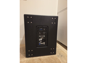 Turbosound iQ18B (70906)