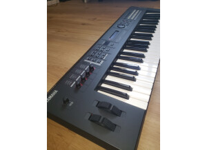 Yamaha MX49 (69190)