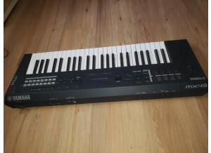 Yamaha MX49 (43650)