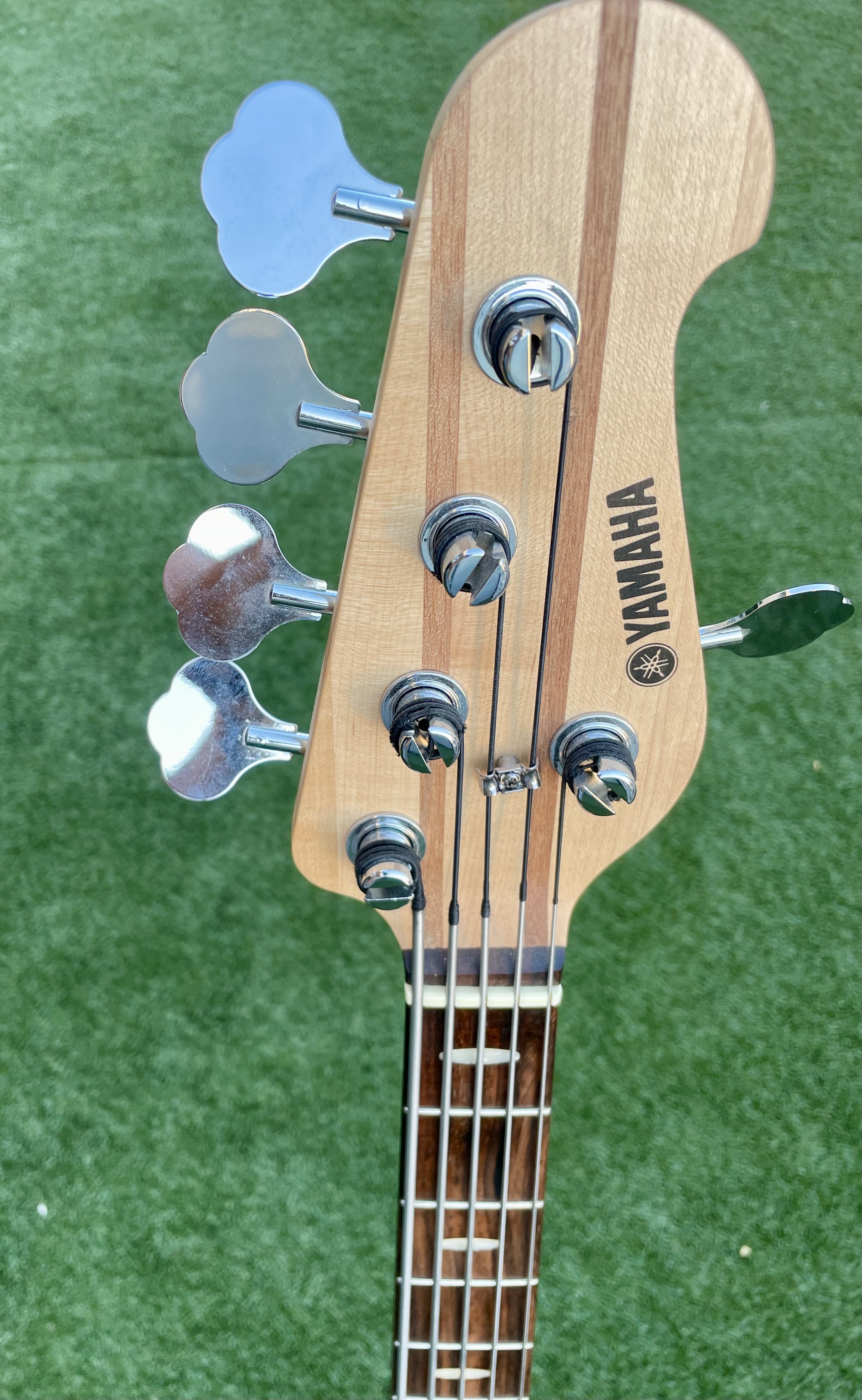 Yamaha BB425X (3870)