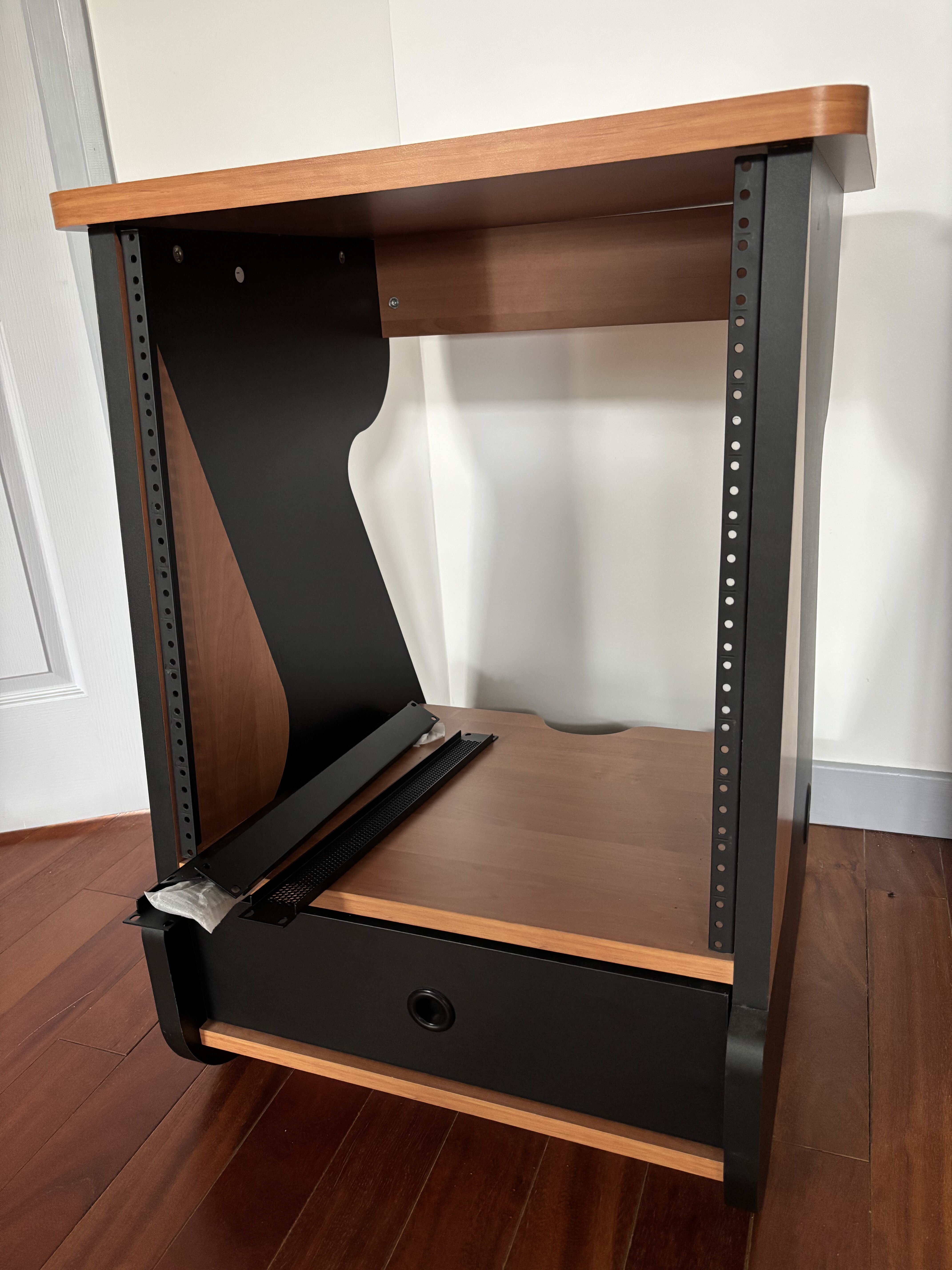 Zaor MIZA Rack 12 MKII Black Cherry