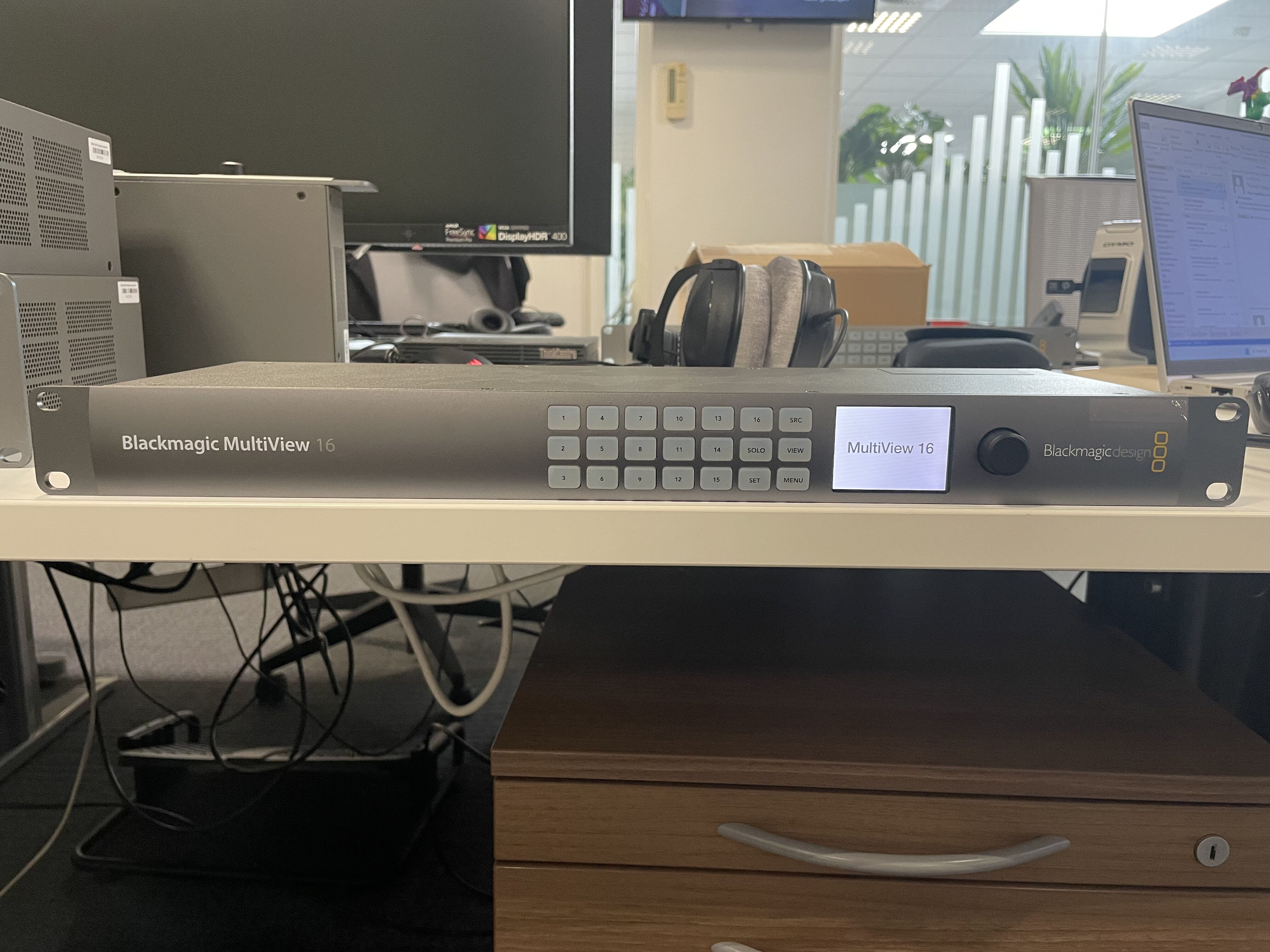 Blackmagic MultiView 16