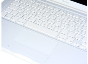Apple MacBook 2.4 GHz Intel Core 2 Duo (43860)