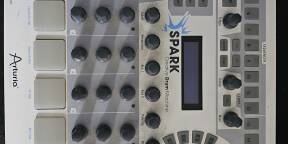 ARTURIA spark  bon état