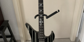 Schecter Synyster Custom Avenger