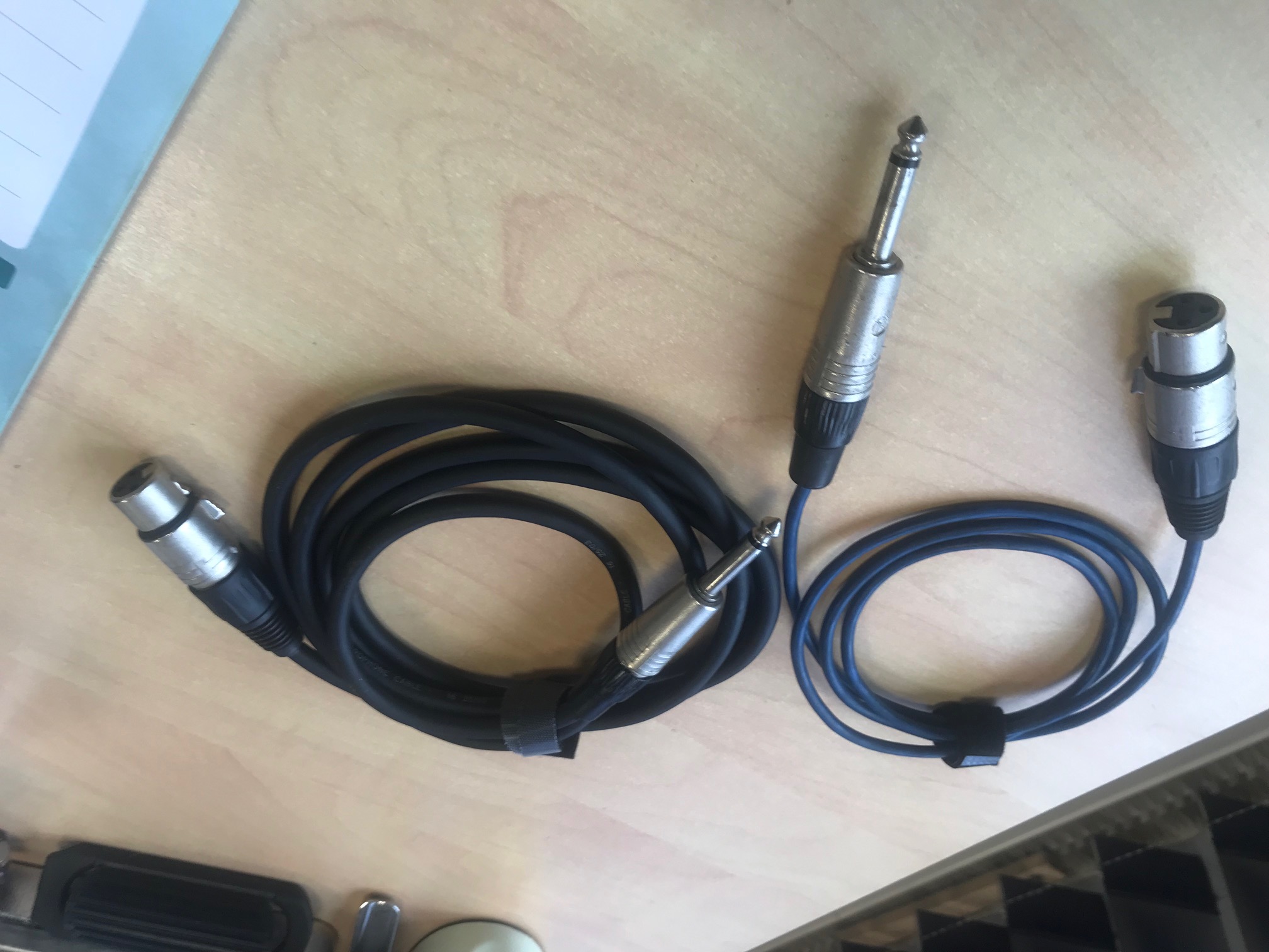 CABLE XLR femelle - JACK MONO 2 METRES - 2 cables