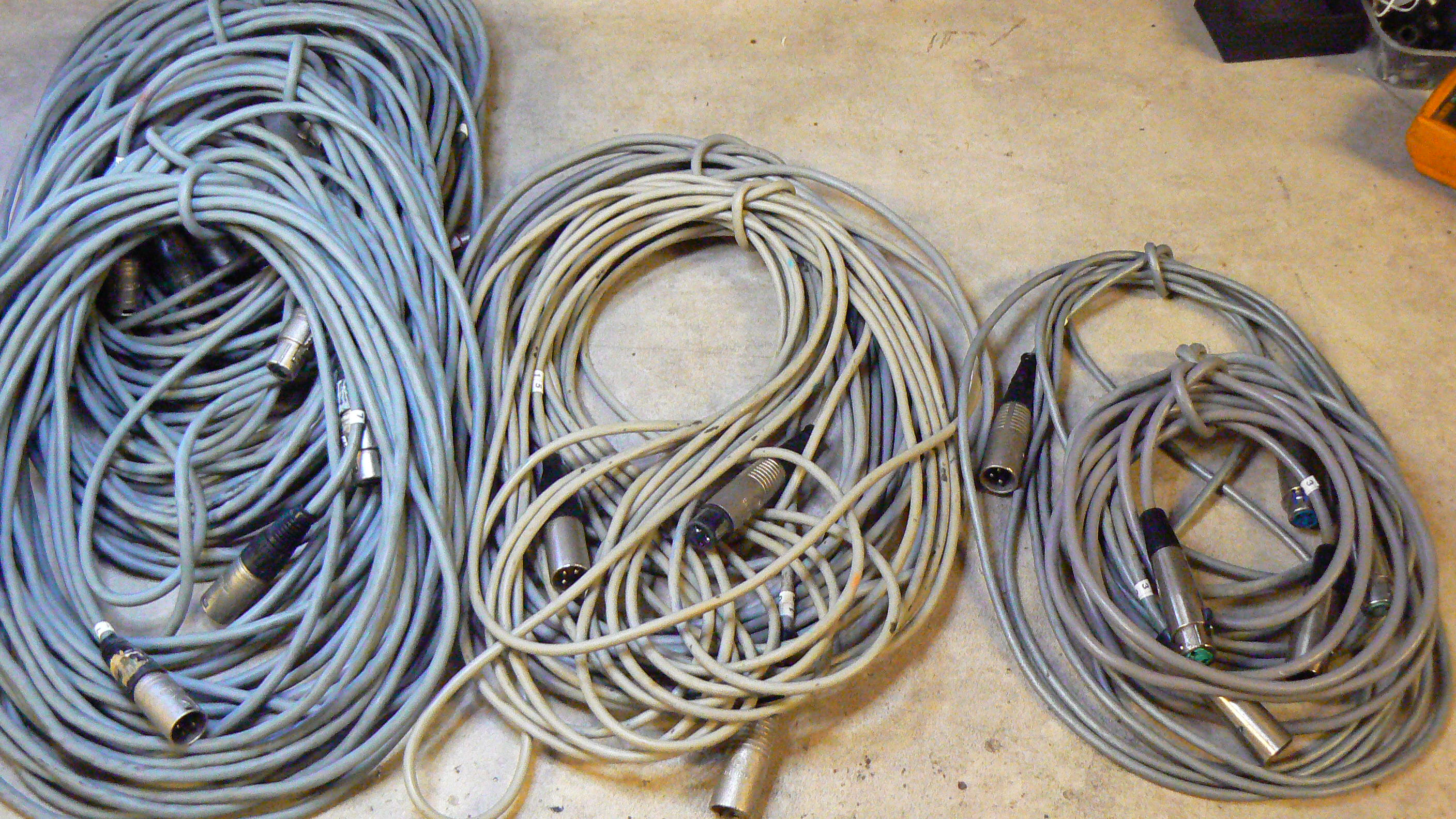 vends lot de fils micro XLR