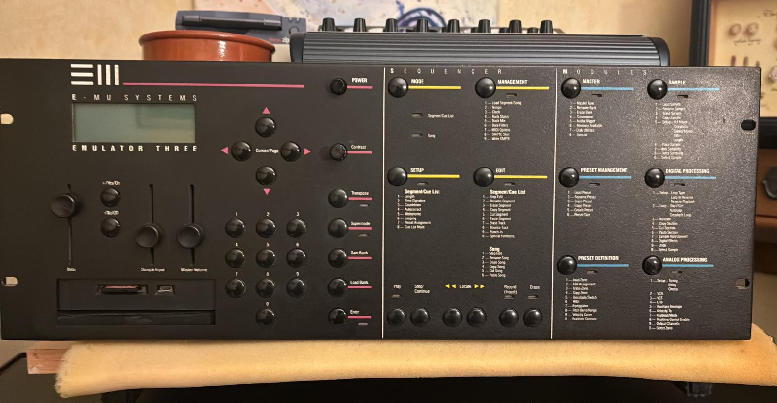 Vends E-mu III rack