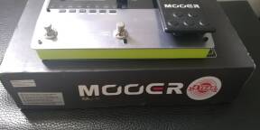 Vends Pedalier Modelisation d'Amplis/Effets MOOER GE 150
