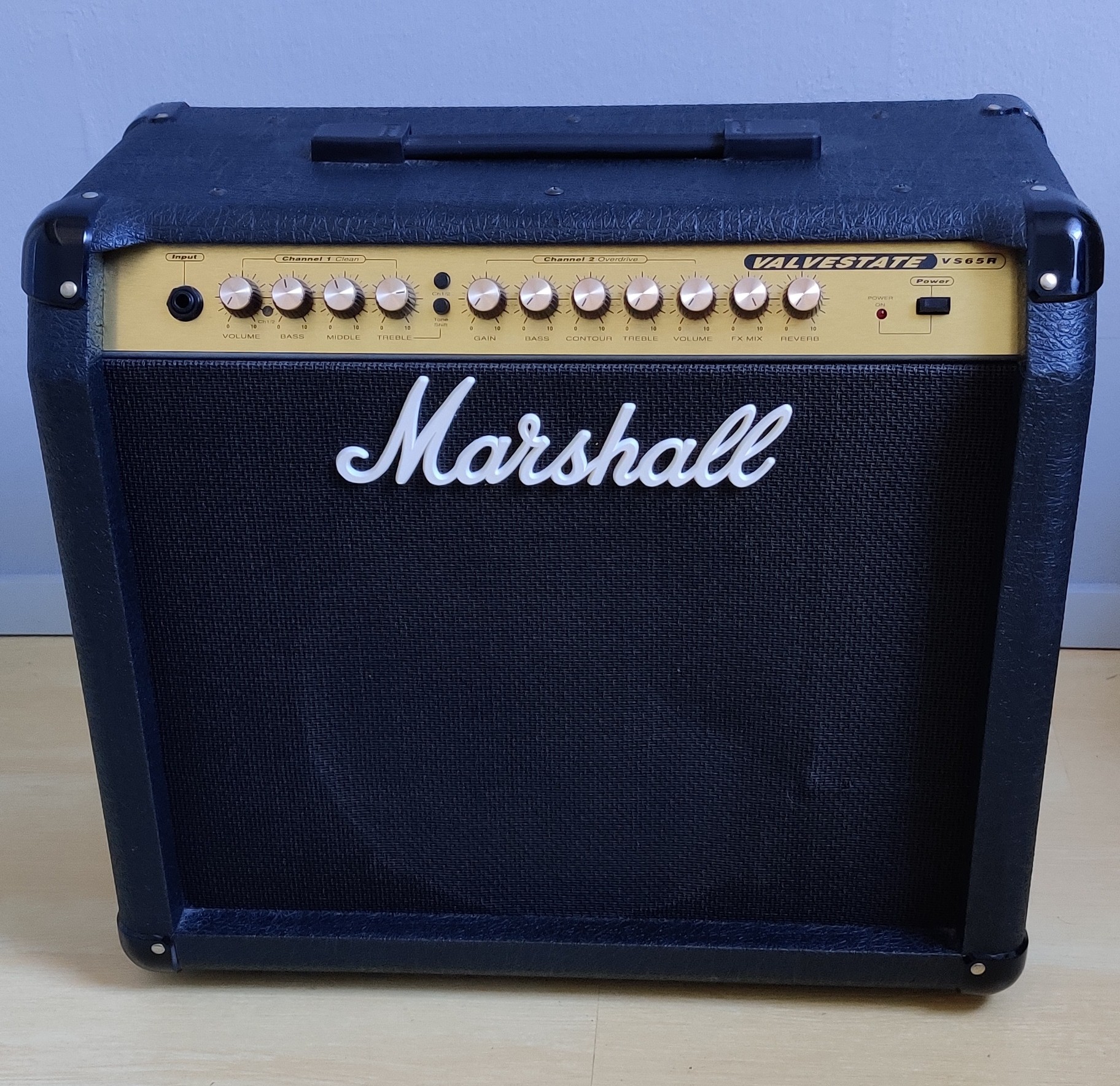 Amplificateur guitare Marshall VS65R.