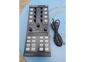 Native Instruments Traktor Kontrol X1 mk2 (91978)
